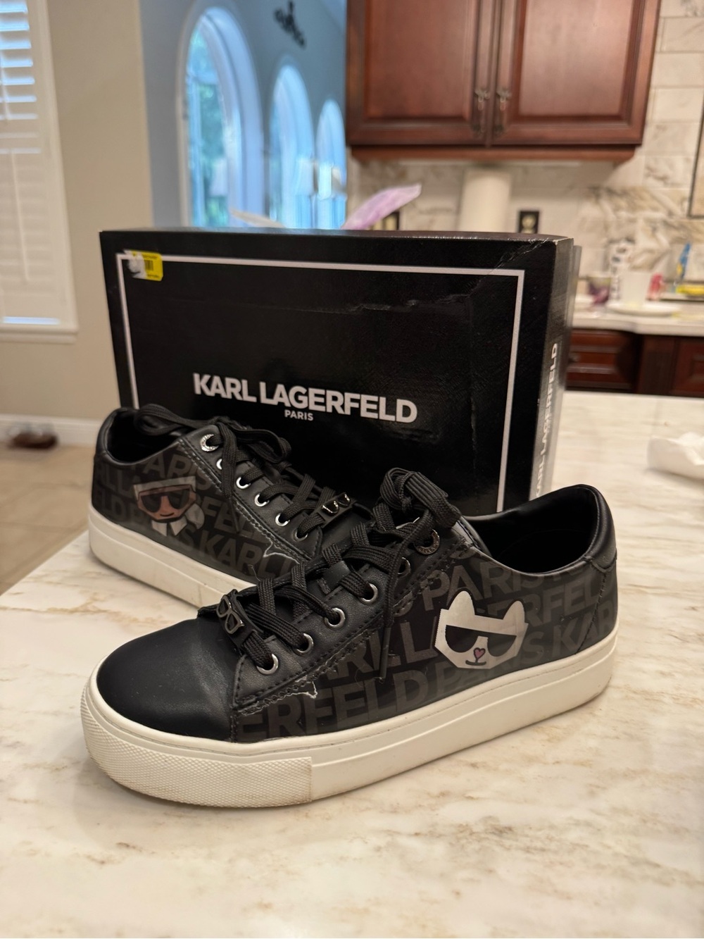Karl Lagerfeld Black and White Karl Cat Logo Low-Top Sneakers